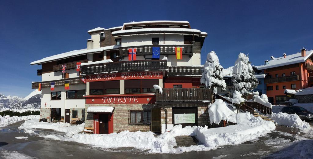 Albergo Trieste Tambre dʼAlpago Eksteriør bilde